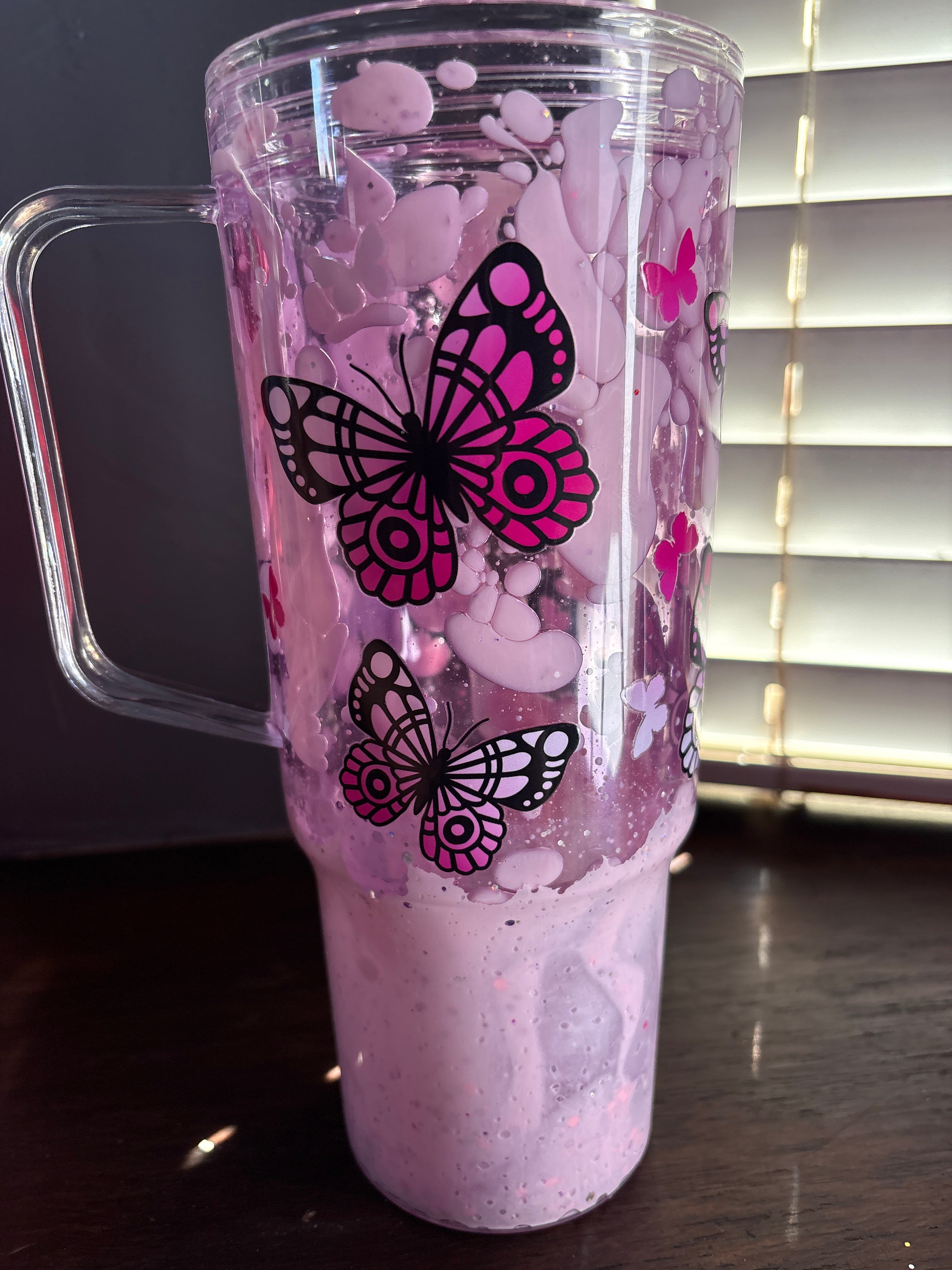 40oz Acrylic Butterfly Lava Cup